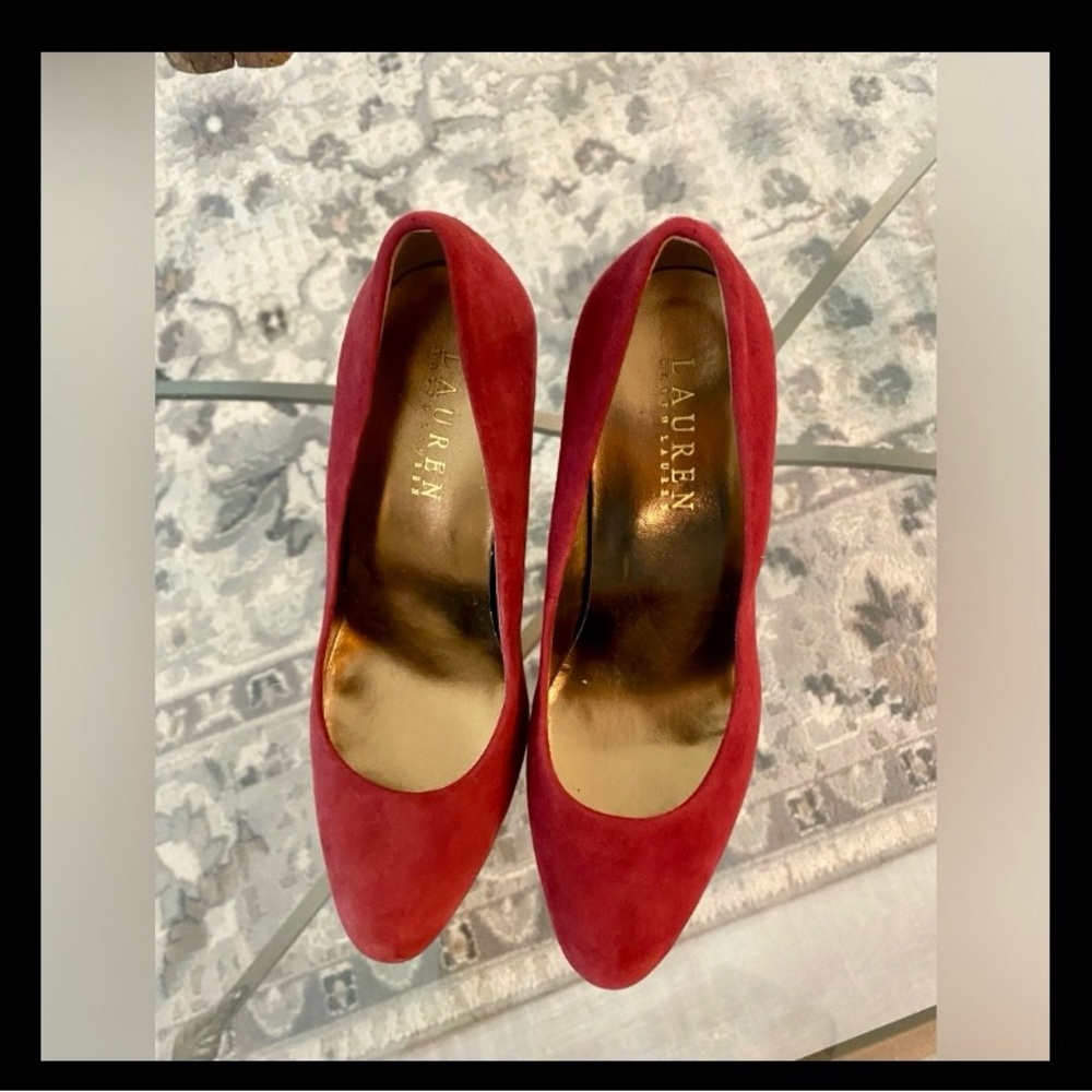 Beautiful Ralph Lauren dark red suede shoes 3 1/2” heel - Picture 3 of 6
